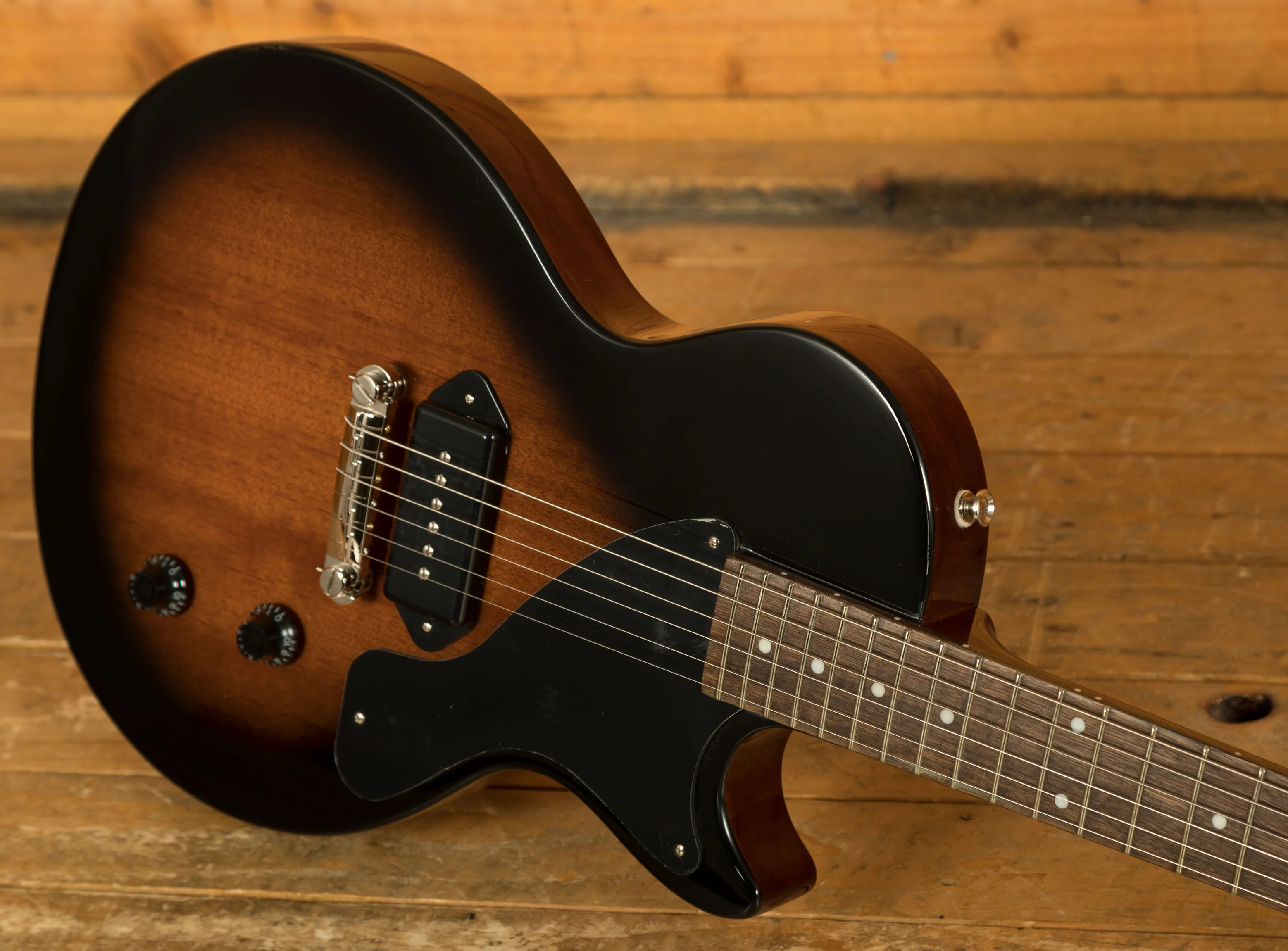 【ほぼ新品】Epiphone LesPaul Junior 22年製 ブラウン Epiphone Les Paul Junior Tobacco Burst | Best Single Cutaway - Peach