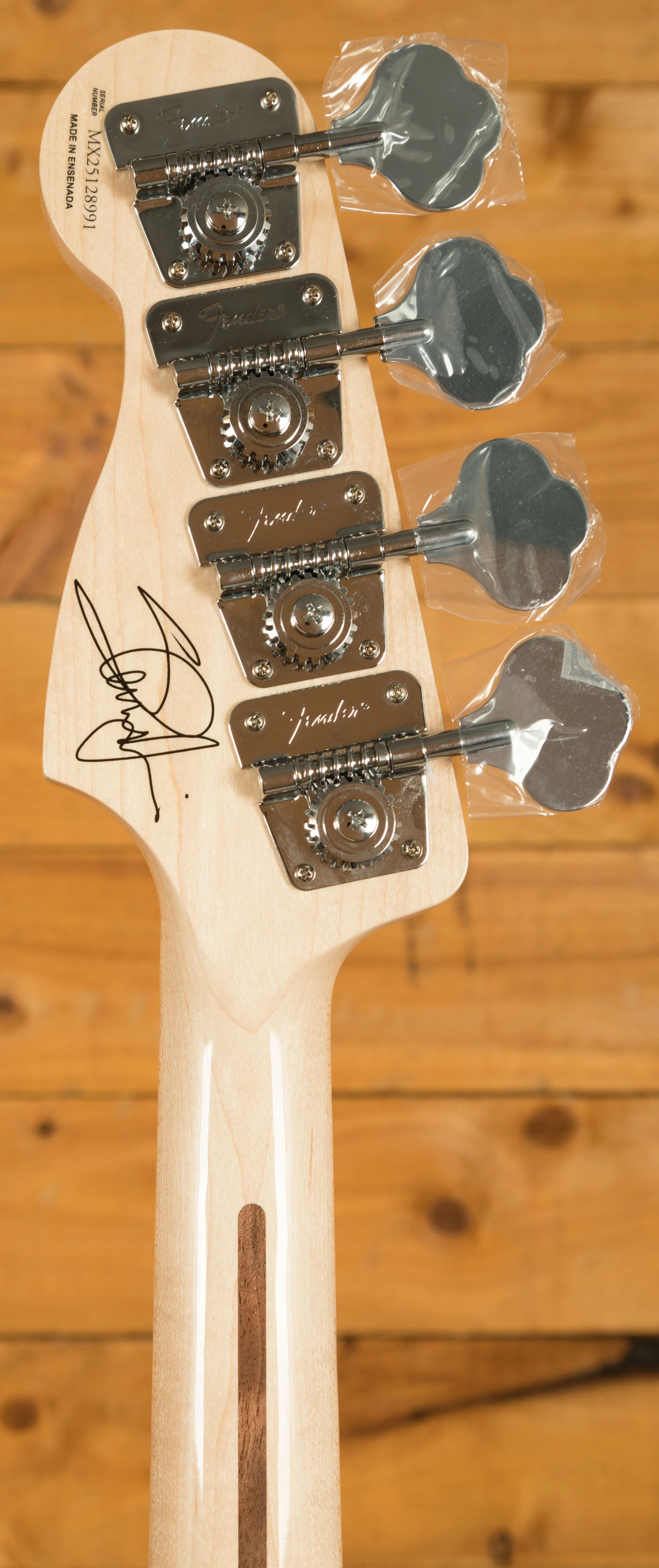Fender Limited Edition Iron Maiden Steve Harris Signature