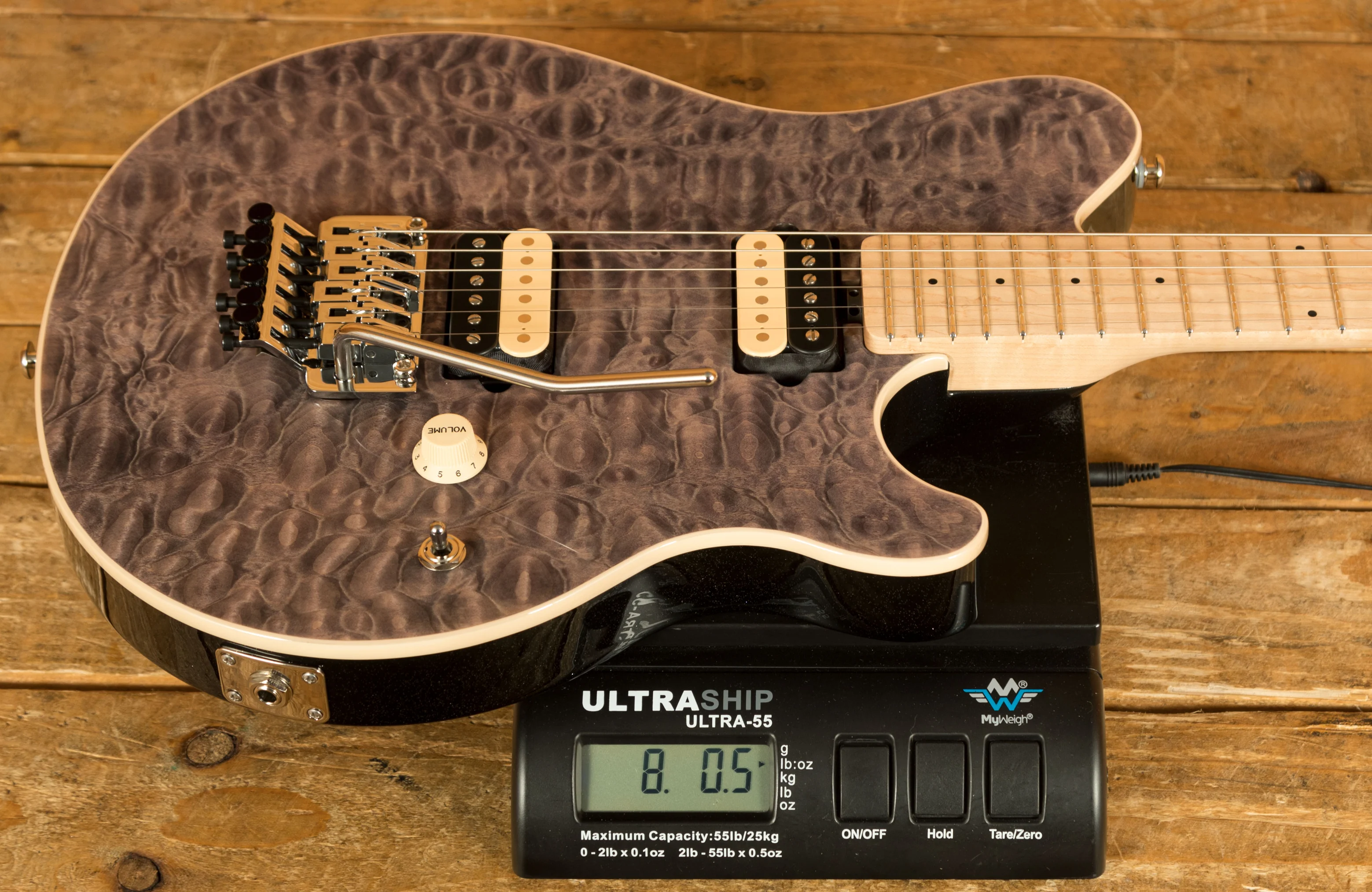 Music Man 30th Anniversary | Axis - Translucent Black Quilt