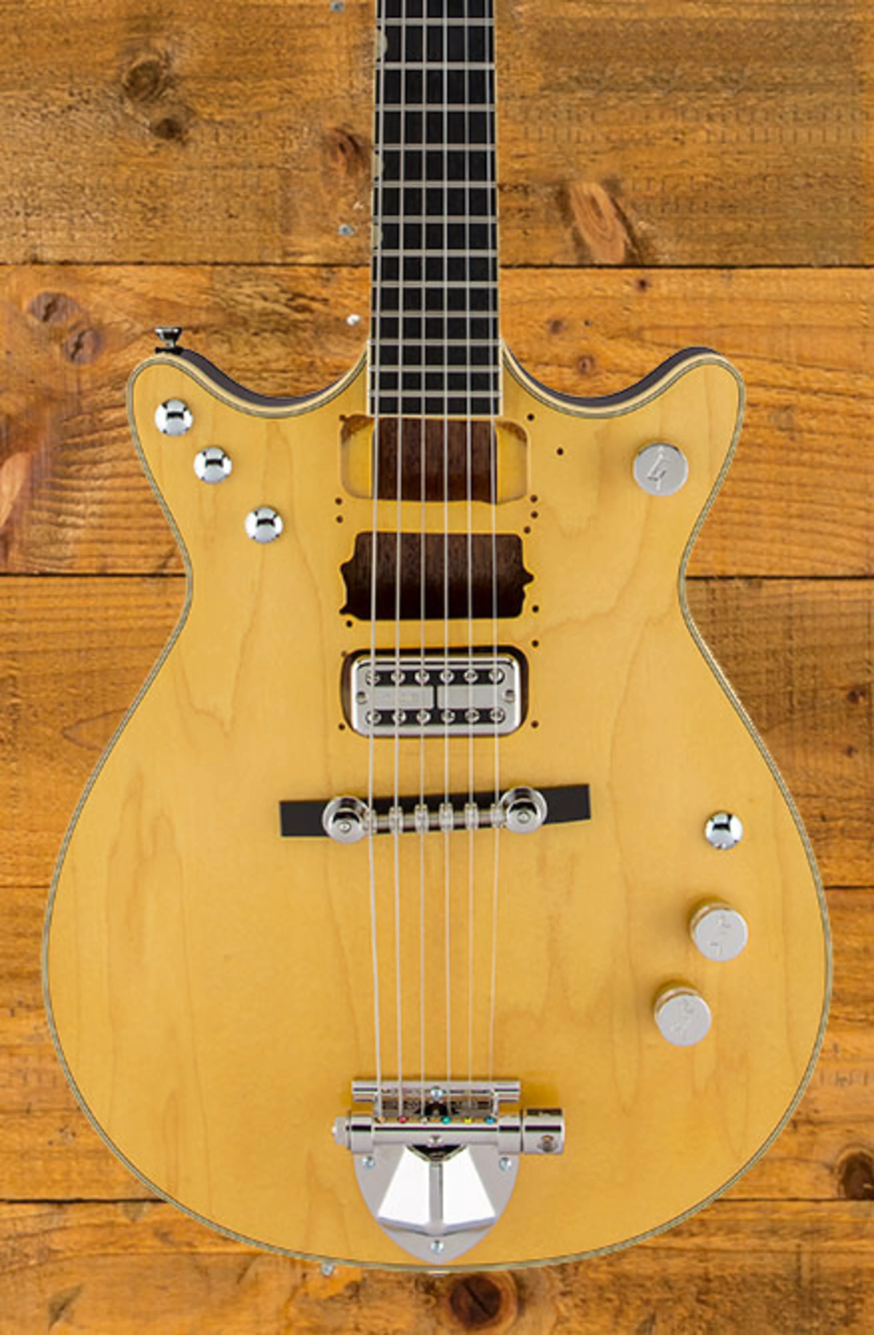 Gretsch G6131MY Malcolm Young Signature Jet Peach Guitars