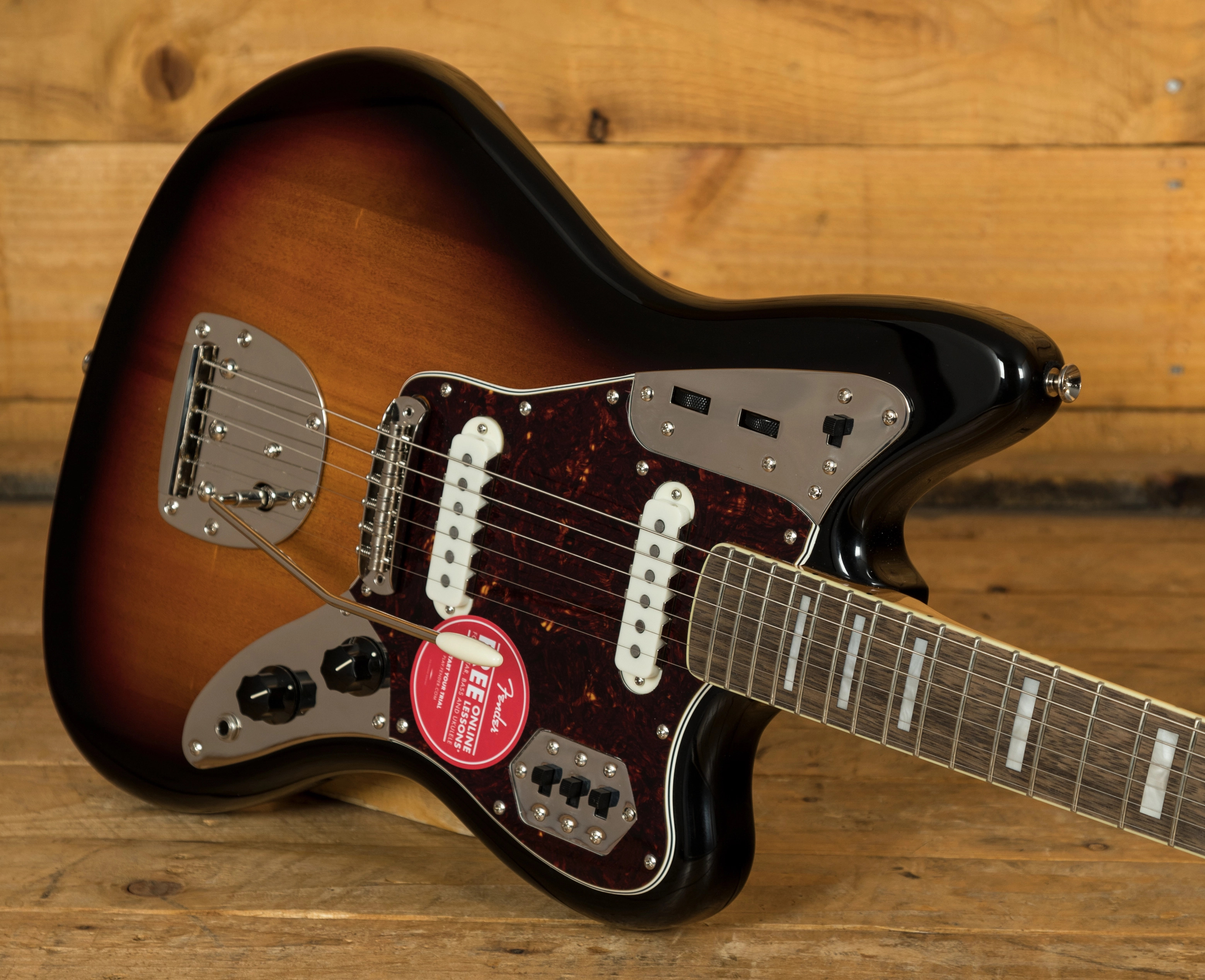 Squier Classic Vibe 70s Jaguar Laurel 3TSB Peach Guitars