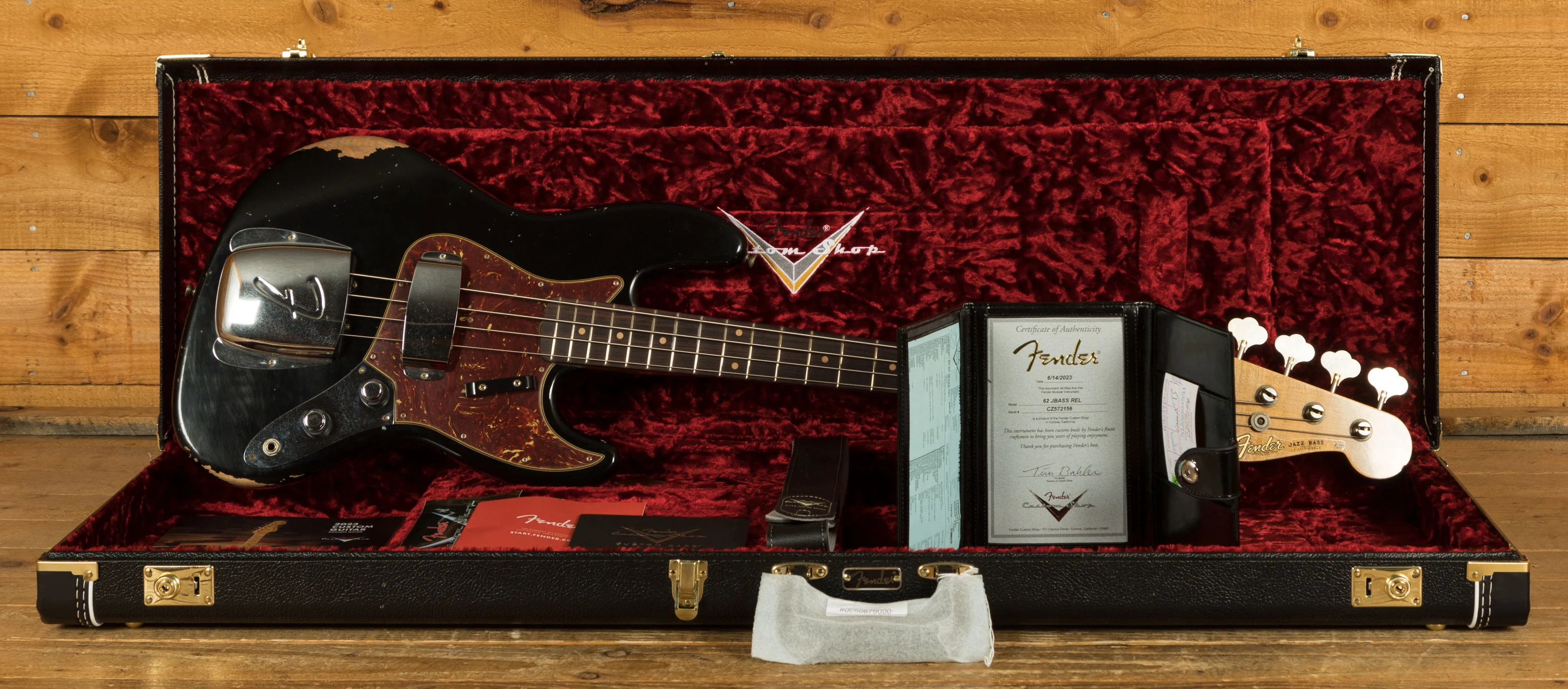 Fender Custom Shop 62 Jazz Bass - Relic Aged Black