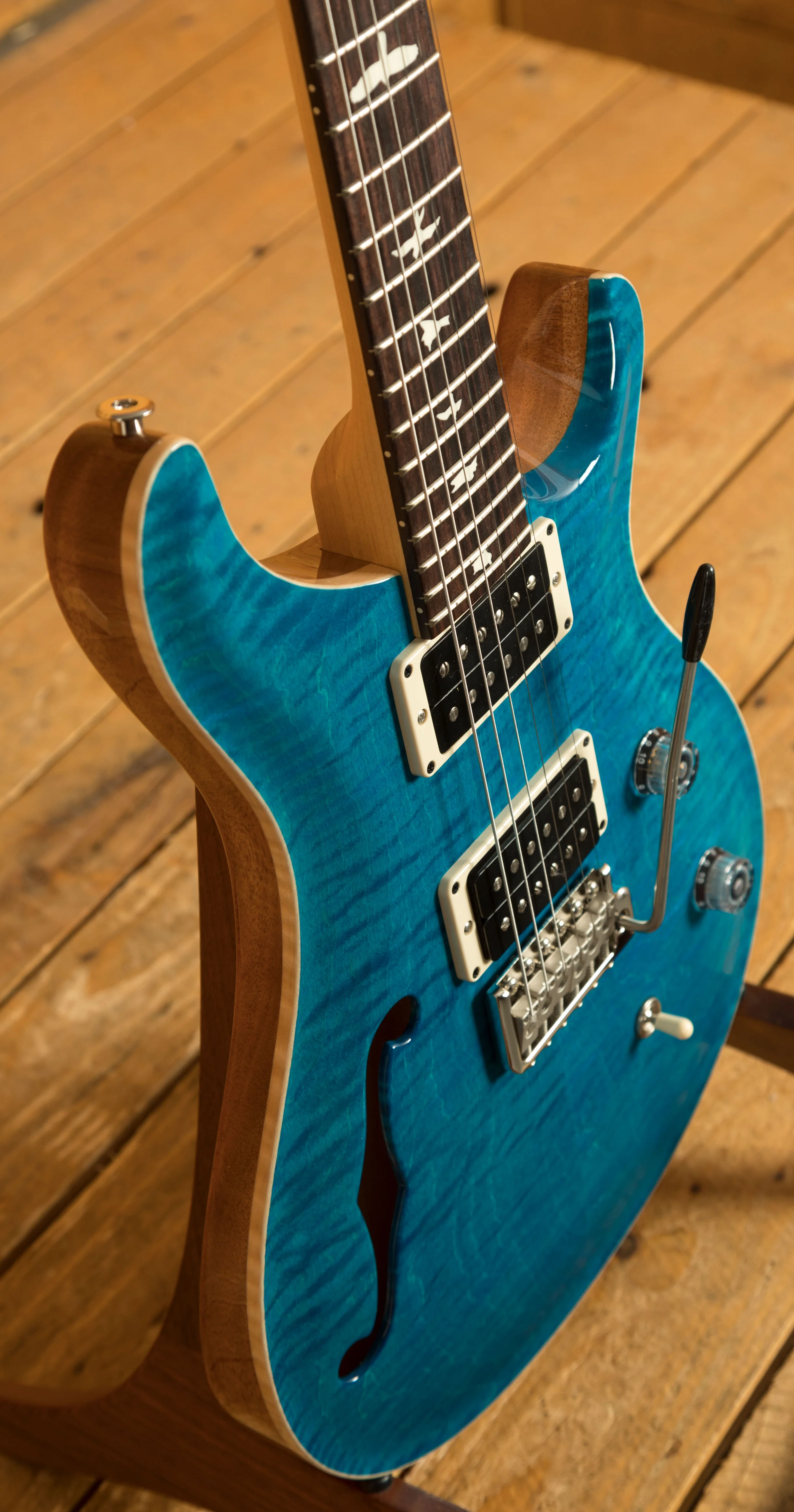 ギター PRS CE24 Blue Matteo PRS CE24 in Blue Matteo S/N 0335369 – nafiriguitar.com