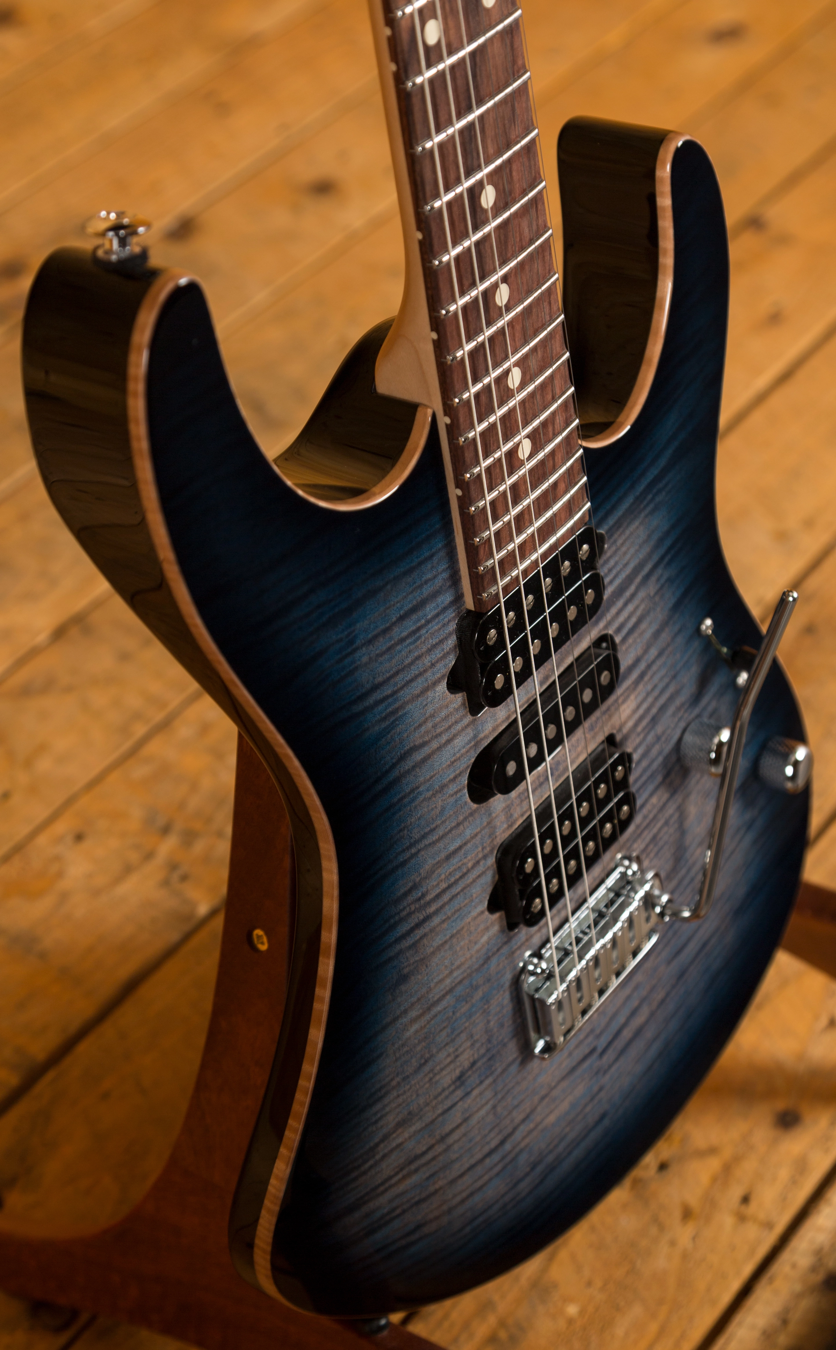 Suhr Modern Pro Faded Trans Whale Blue Burst HSH