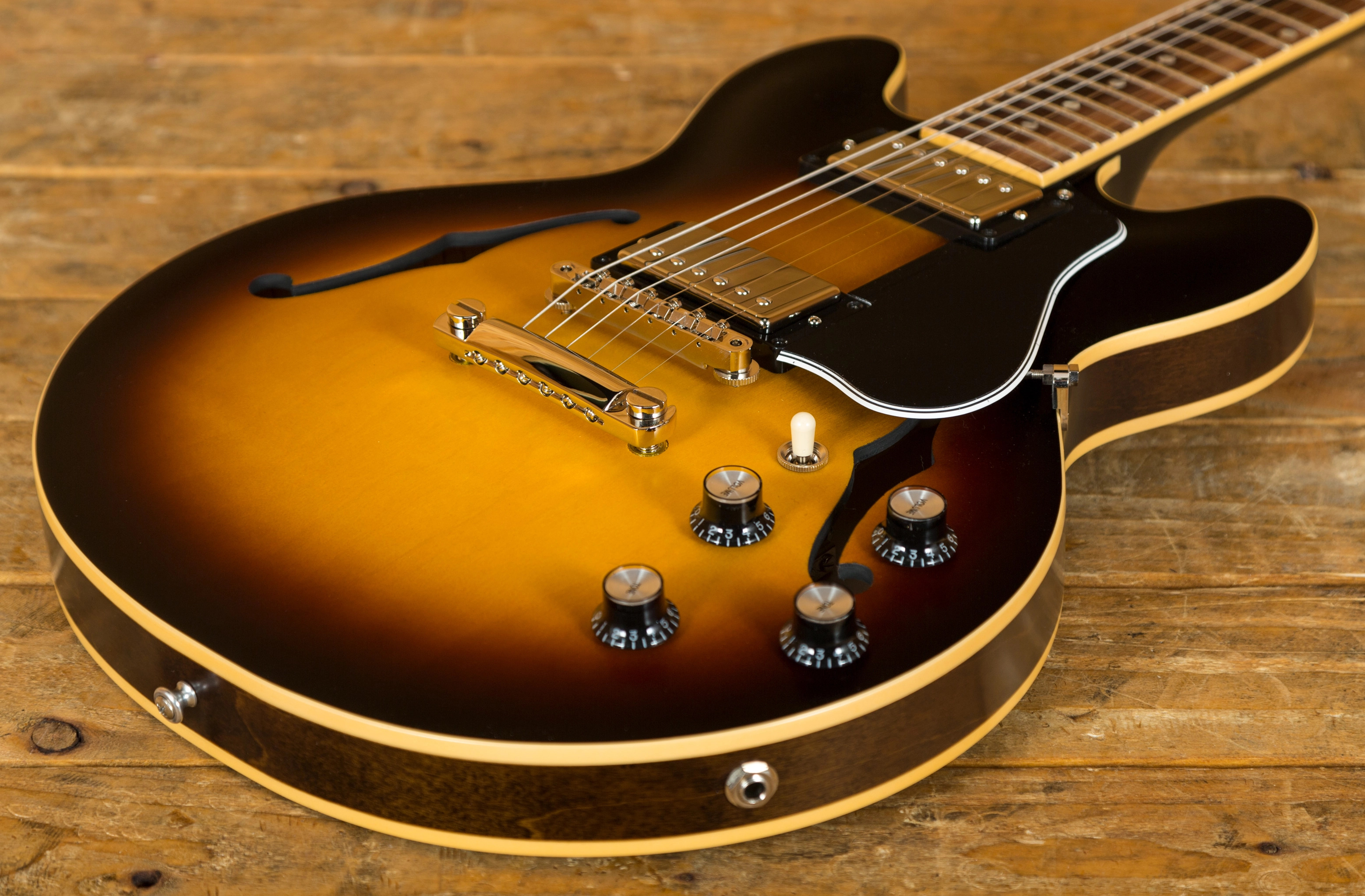 Gibson ES339 Satin Vintage Burst Peach Guitars