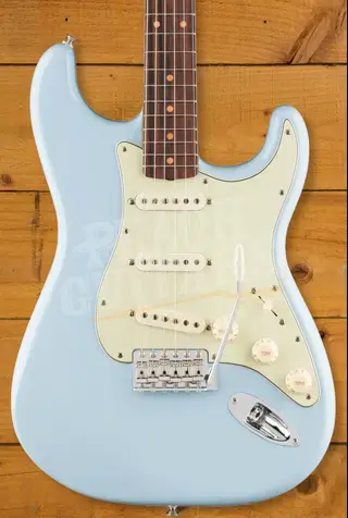 Fender Vintera III Early '60s Stratocaster - Rosewood - Sonic Blue