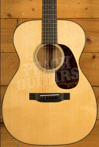 Martin Standard Series | 00-18 *2025 Spec*