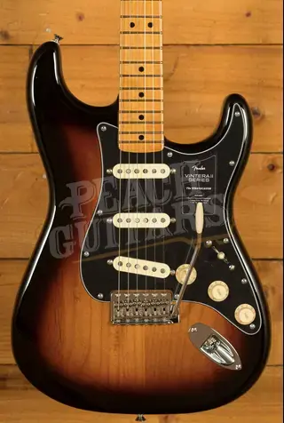 Fender Vintera II '70s Stratocaster - Maple - 3-Colour Sunburst