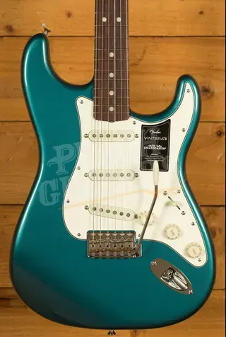 Fender Vintera III Late '60s Stratocaster - Rosewood - Ocean Turquoise