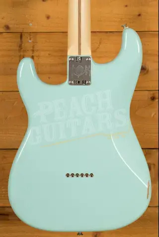 Fender Tom DeLonge Stratocaster - Rosewood - Daphne Blue *B Stock*