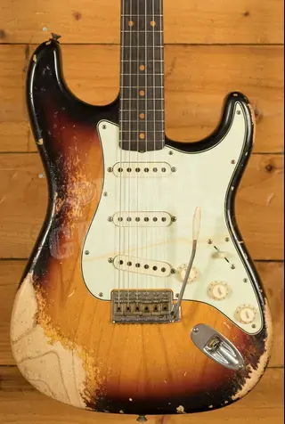 Fender Custom Shop Stratocaster '62 Heavy Relic - 3-Tone Sunburst *Used*