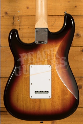 Fender Standard Stratocaster | 3-Colour Sunburst