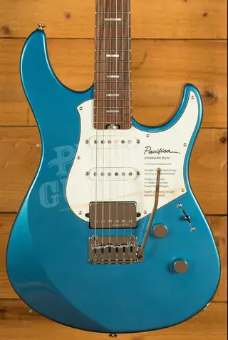 Yamaha Pacifica Standard Plus PACS+12 - Rosewood - Sparkle Blue