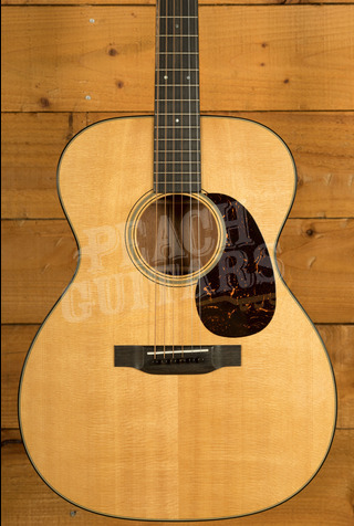 Martin Standard Series | 000-18 *2025 Spec*