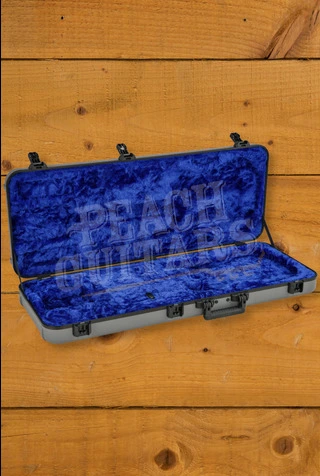 Fender Deluxe Moulded Hard Case - Stratocaster/Telecaster - Silver