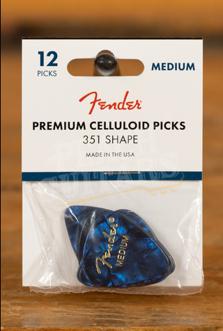 Set pene de chitara Fender 351 shape premium 12 bucati, medium