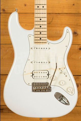 Fender Juanes Stratocaster | Maple - Luna White