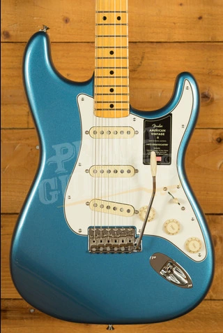 Fender American Vintage II 1973 Stratocaster - Maple - Lake Placid Blue