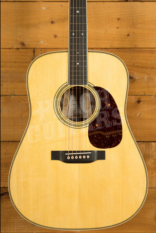 Martin Custom Shop | North Street Edition D-35 Heringbone Wild Grain Used