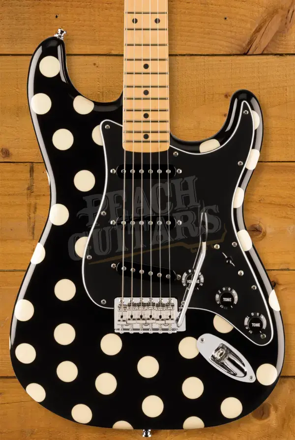 Fender Buddy Guy Standard Stratocaster - Maple - Polka Dot Finish