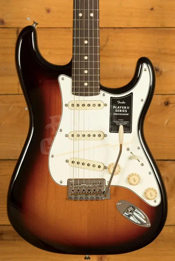 Fender Player II Stratocaster - Rosewood - 3-Colour Sunburst