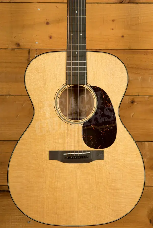 Martin Standard Series | 000-18 *2025 Spec*