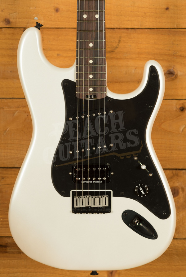 Charvel Jake E Lee Signature Pro-Mod So-Cal Style 1 HSS HT RW | Pearl White