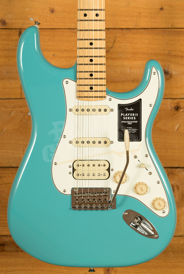 Fender Player II Stratocaster HSS Maple Aquatone Blue