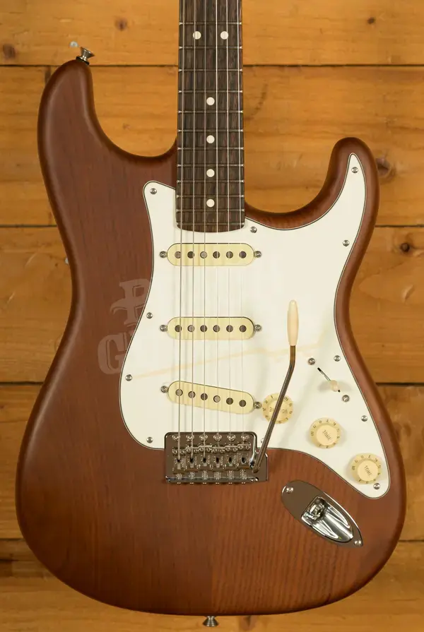 Fender FSR Limited Edition American Performer Stratocaster Mocha *Used*