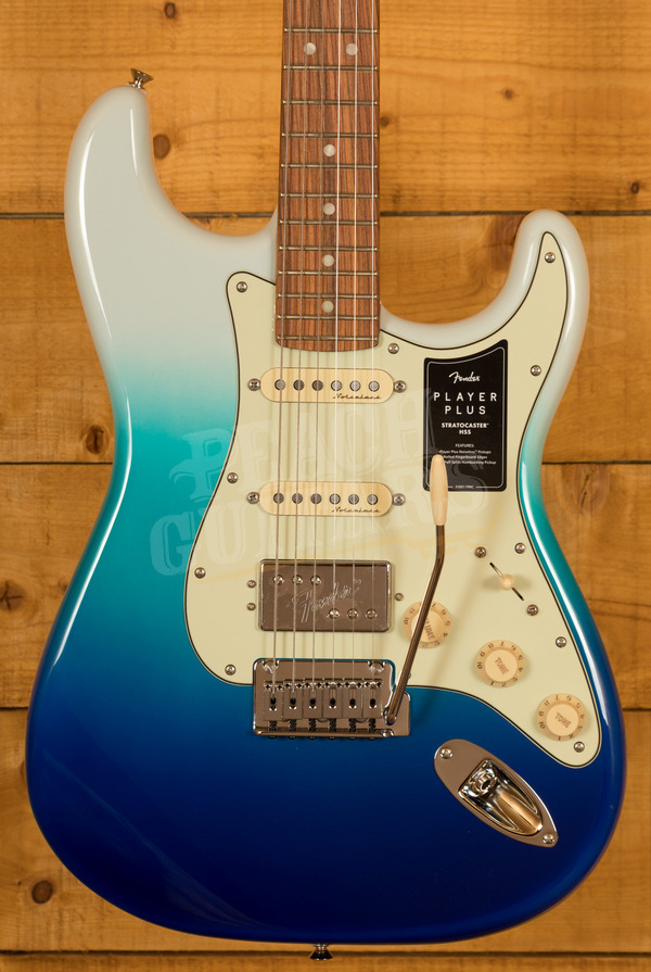 Fender Player Plus Stratocaster HSS | Pau Ferro - Belair Blue