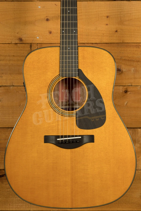 Yamaha Red Label FGX5 - Vintage Heritage Gloss