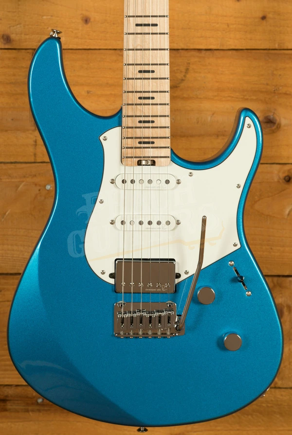 Yamaha Pacifica Standard Plus PACS+12M - Maple - Sparkle Blue