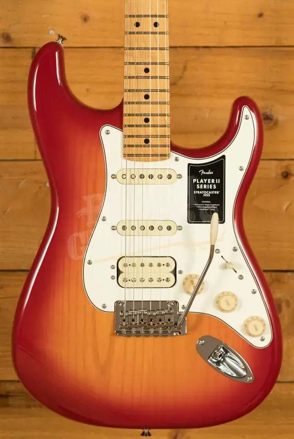 Fender Player II Stratocaster HSS - Maple - Aged Cherry Burst