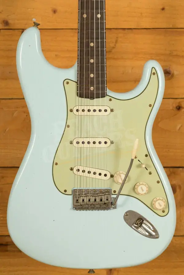 Fender Custom Shop 60 Strat - Journeyman Relic Sonic Blue