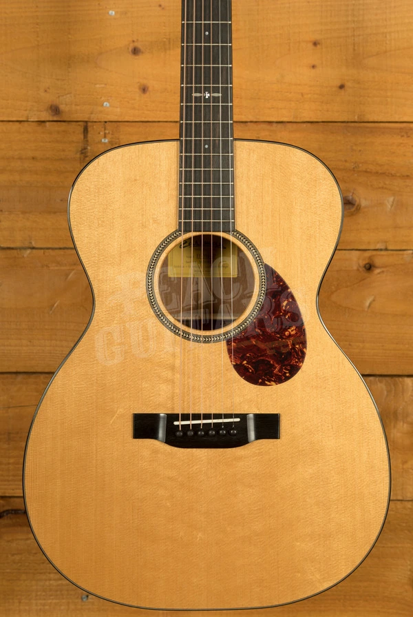 Eastman Traditional Solid Special E1OM-Special | Natural
