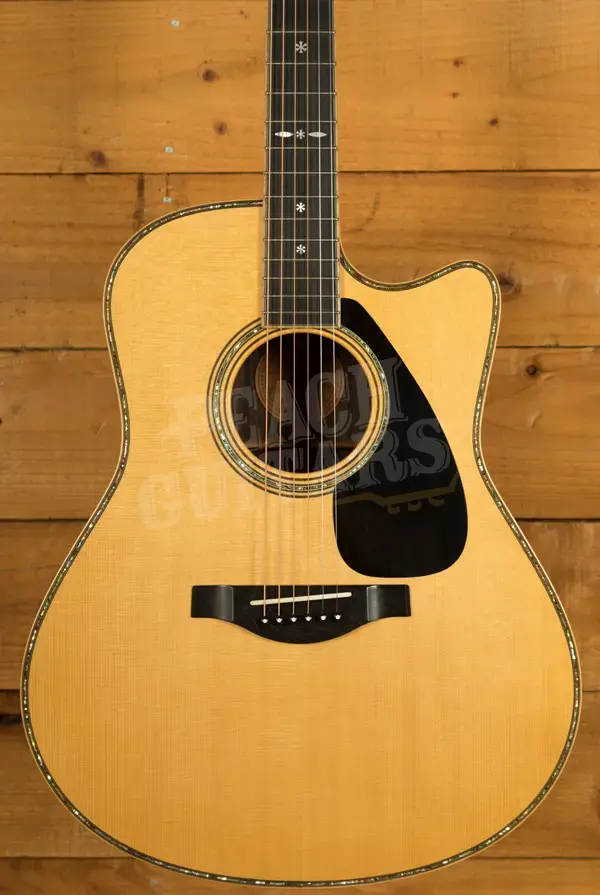 Yamaha LLX36C *Used* 