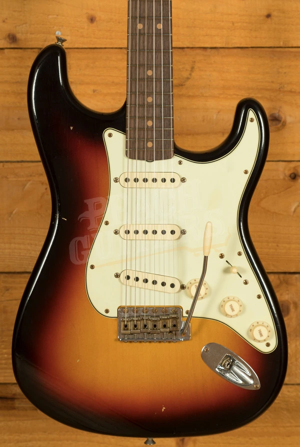 Fender Custom Shop 64 L-Series Strat - Journeyman Relic 3 Tone Sunburst