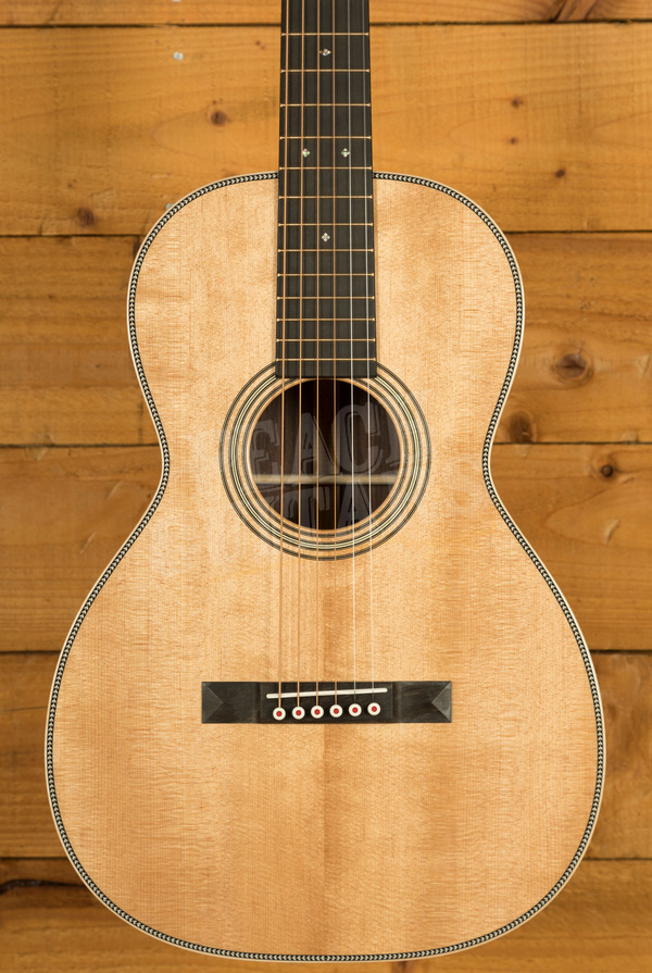 Martin Modern Deluxe Series | 012-28 Modern Deluxe