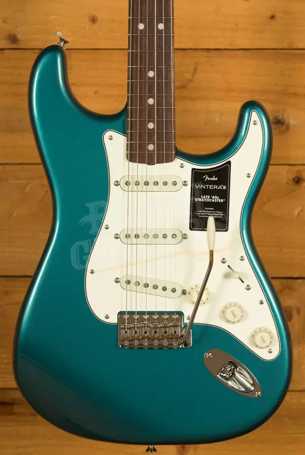 Fender Vintera III Late '60s Stratocaster - Rosewood - Ocean Turquoise