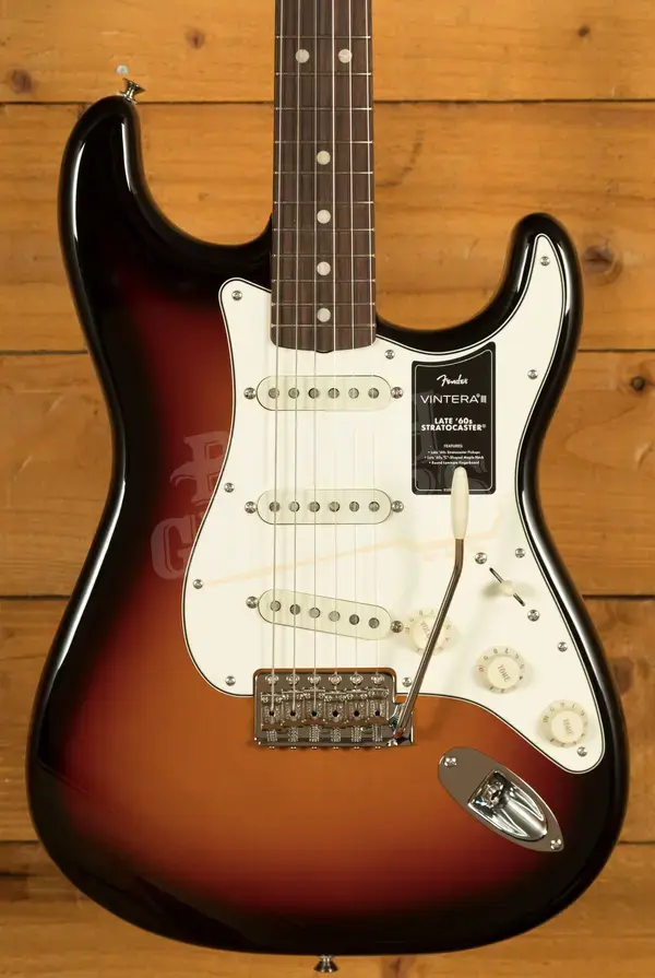 Fender Vintera III Late '60s Stratocaster - Rosewood - 3-Colour Sunburst