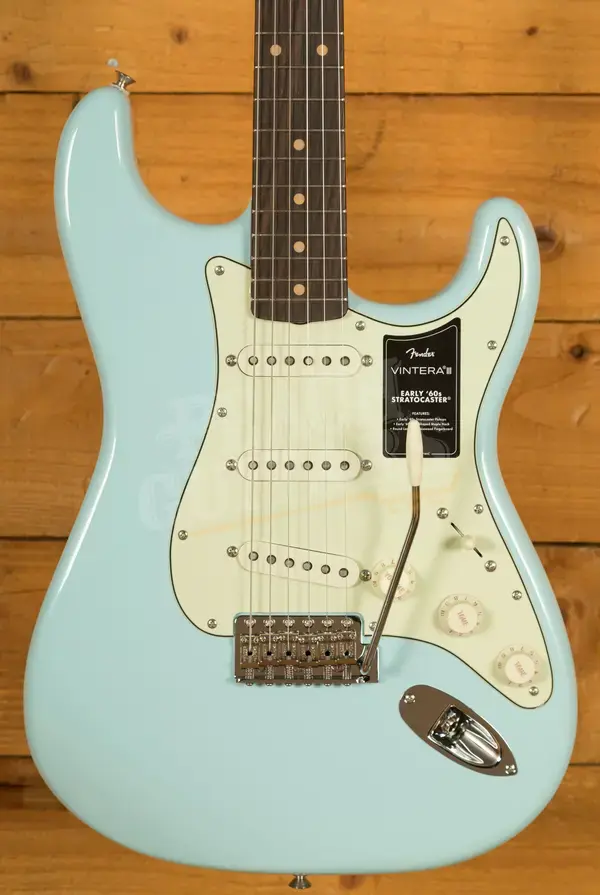 Fender Vintera III Early '60s Stratocaster - Rosewood - Sonic Blue