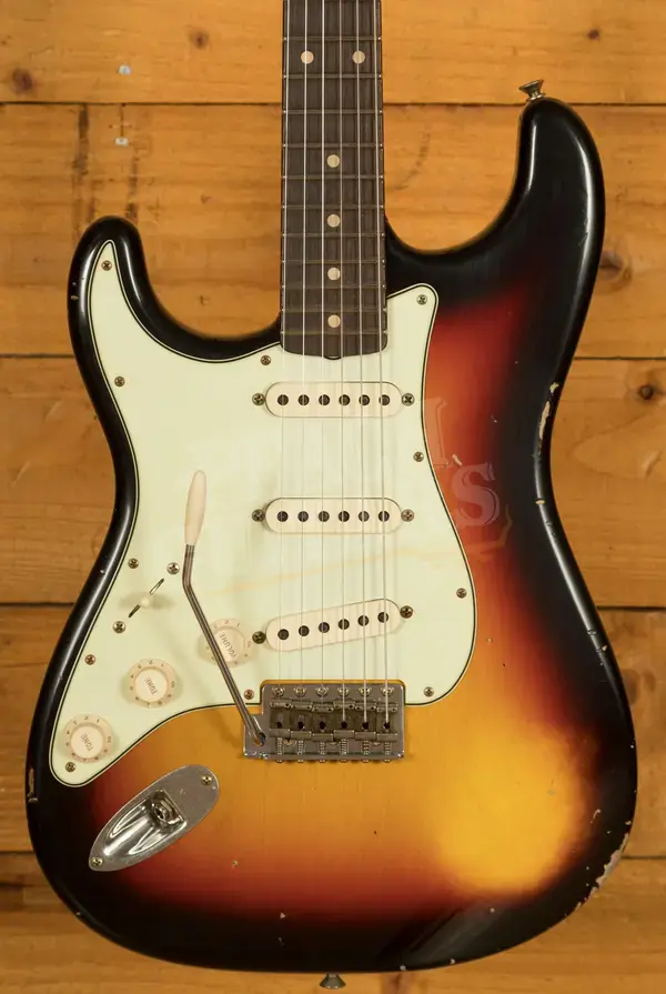 Fender Custom Shop 59 Strat Left-Handed - Relic 3-Tone Sunburst