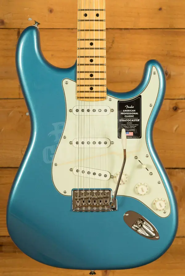 Fender American Professional Classic Stratocaster - Maple - Faded Lake Placid Blue
