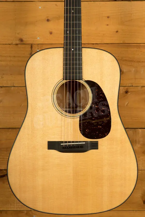 Martin Standard Series | D-18 *Used* 