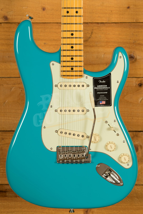 Fender American Professional II Stratocaster | Miami Blue - Maple