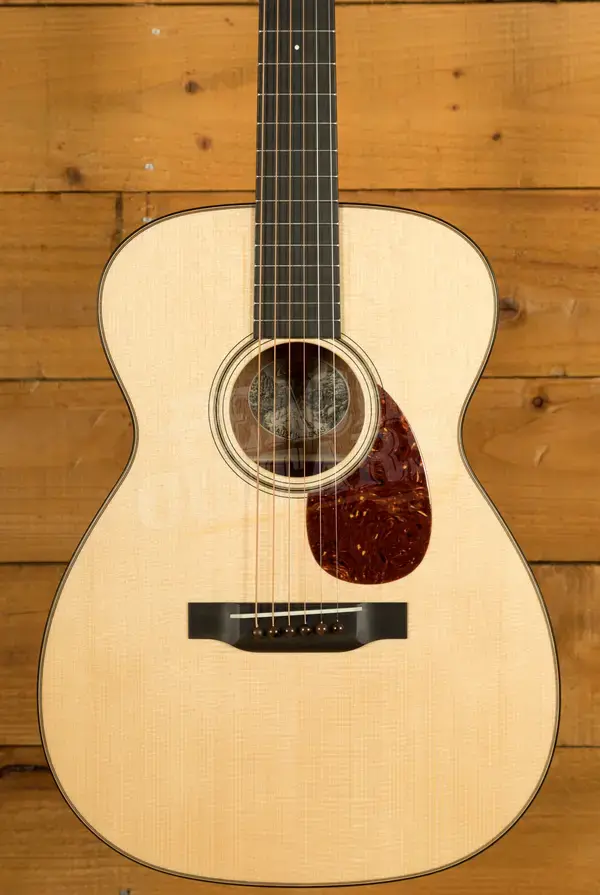Collings 001 T 14-Fret - Natural