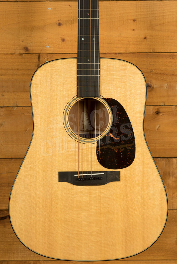 Martin Standard Series | D-18