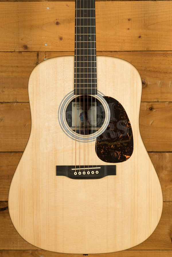 Martin Custom & Special Editions | DX-2E Billy Strings
