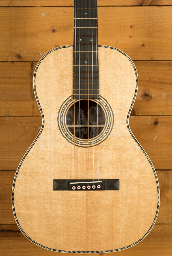 Martin Modern Deluxe Series | 012-28 Modern Deluxe