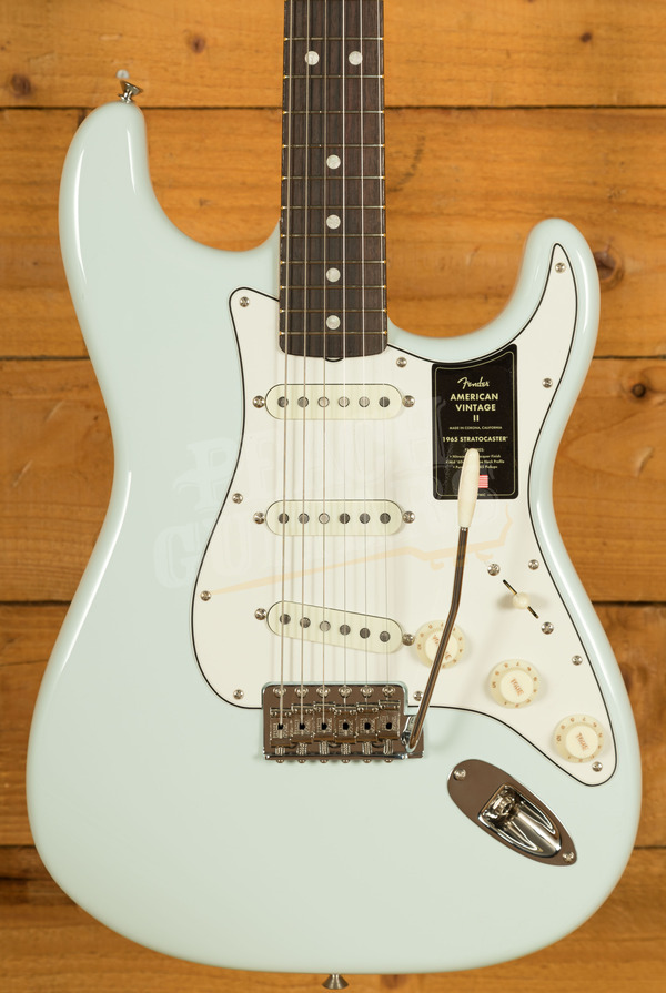 Fender American Vintage II 1965 Stratocaster Round-Lam